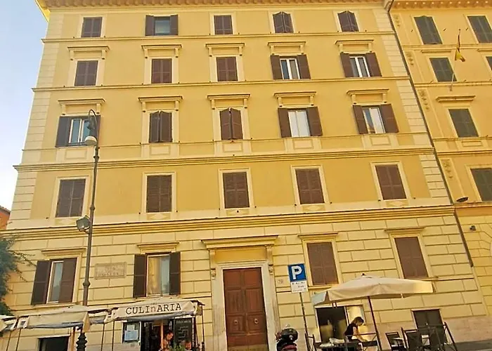 Casa Totti Oda ve Kahvaltı 3*